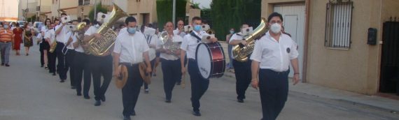 La Unión Musical Quintanareña dirigida por Santos Gabaldón celebró este domingo 5 de julio un pasacalles por la zona del Centro de Salud de Quintanar de la Orden